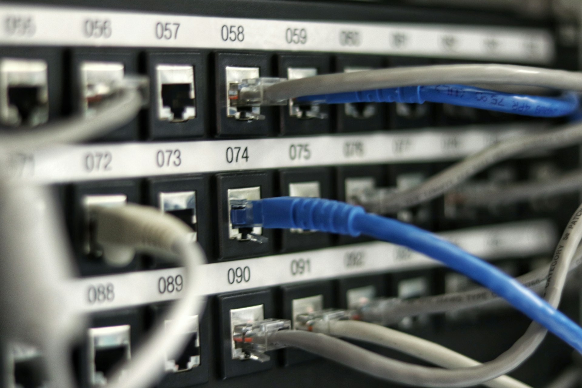 Rețele LAN/WiFi pentru afacerea ta